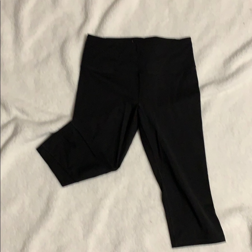 VSX knockout crop pants
